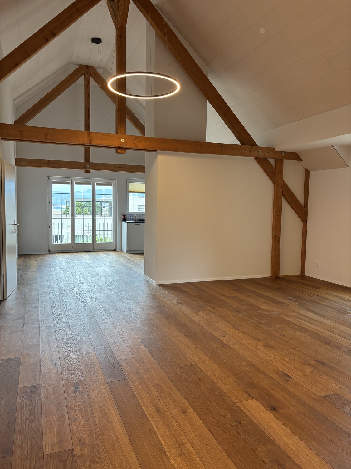 4 ½ Zimmer Wohnung, Foto 1 von 10