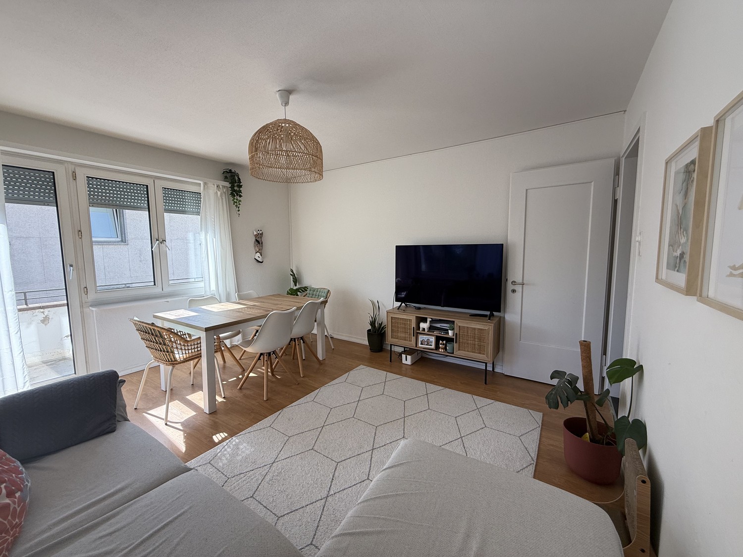 3 rooms apartment, photo 1 of 10