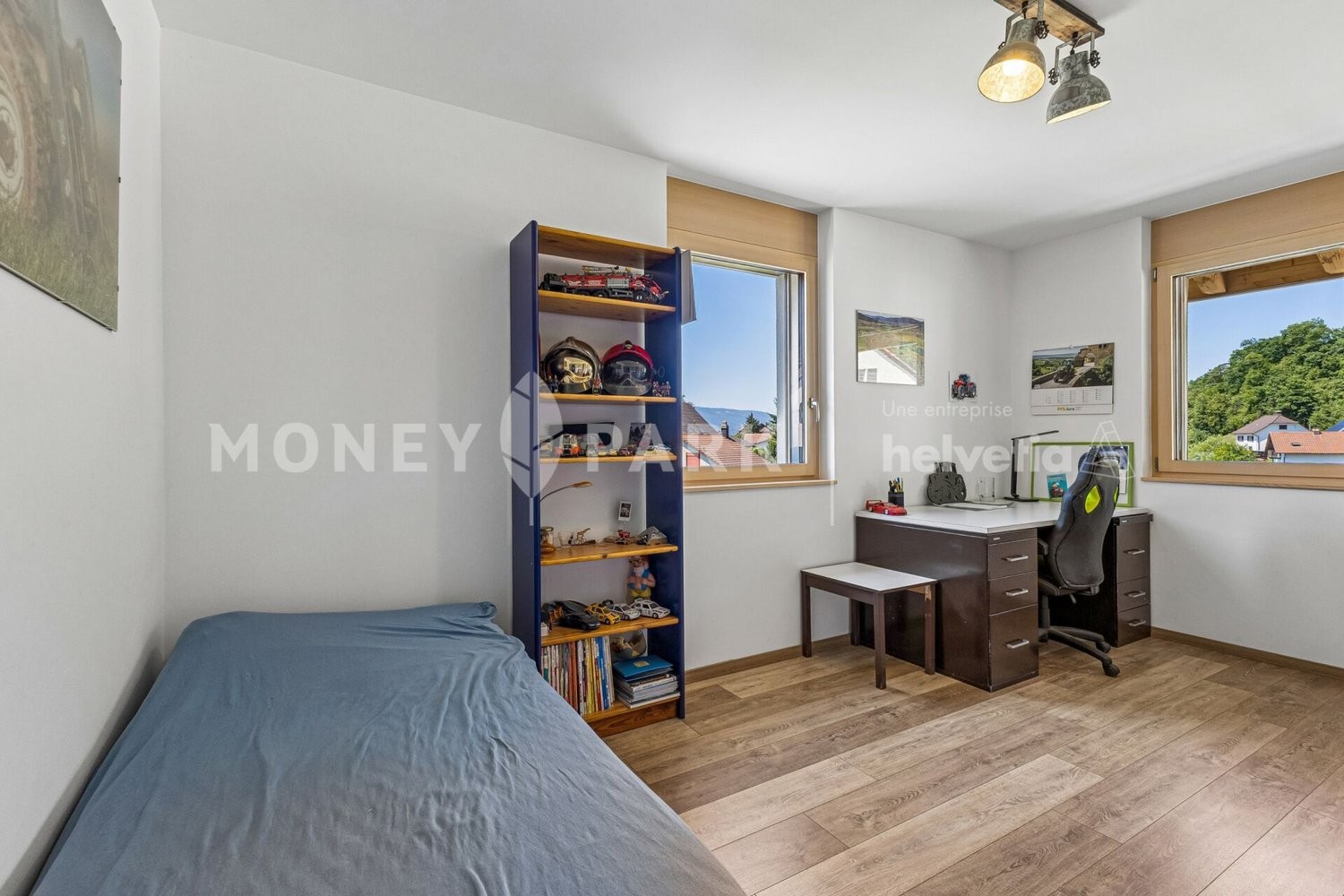 8 rooms single house