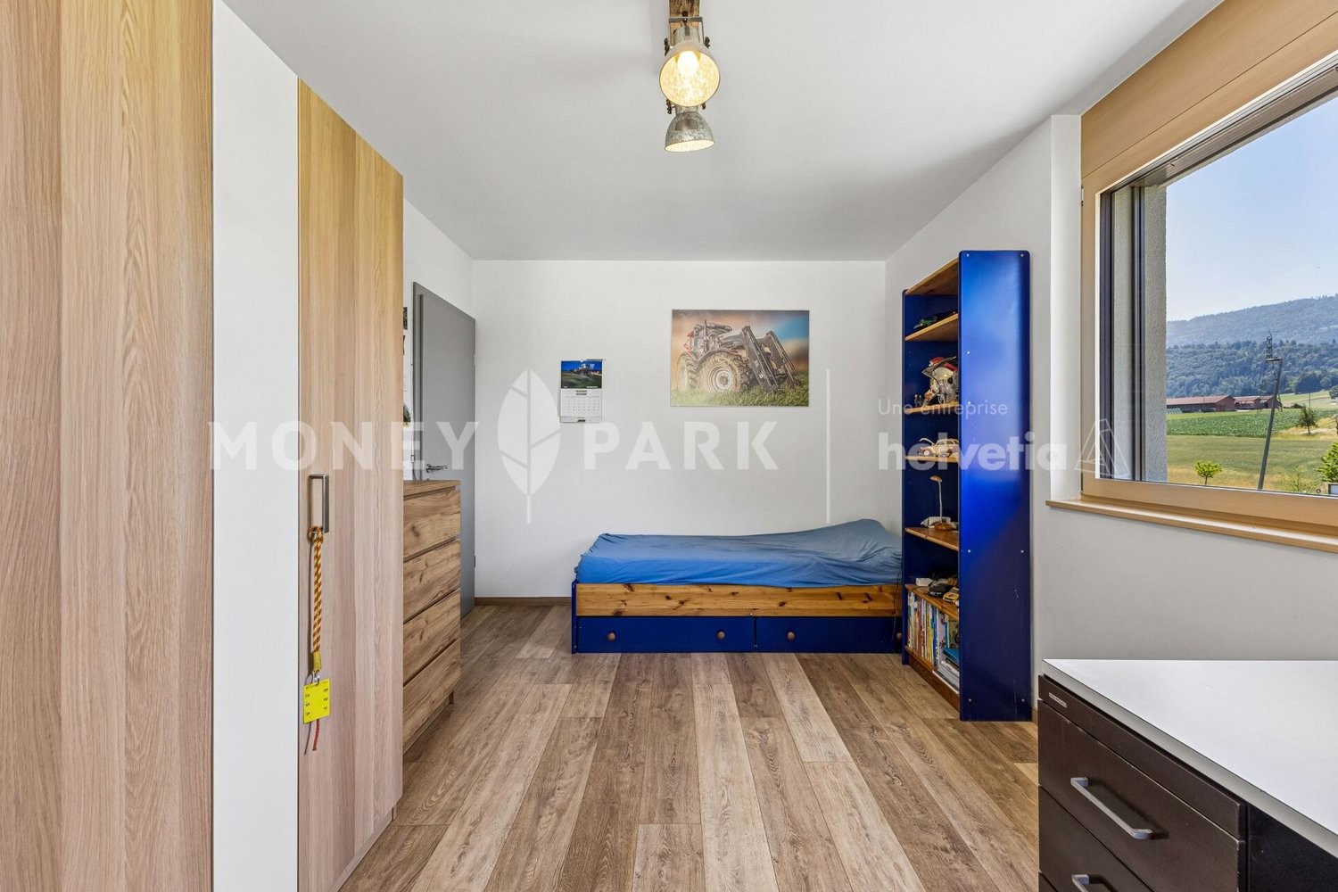 8 rooms single house