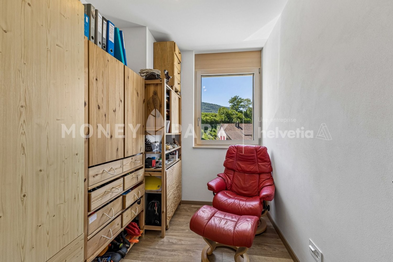 8 rooms single house