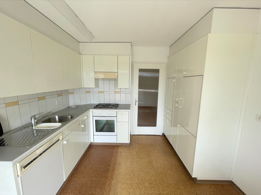 4 rooms apartment, photo 4 of 10