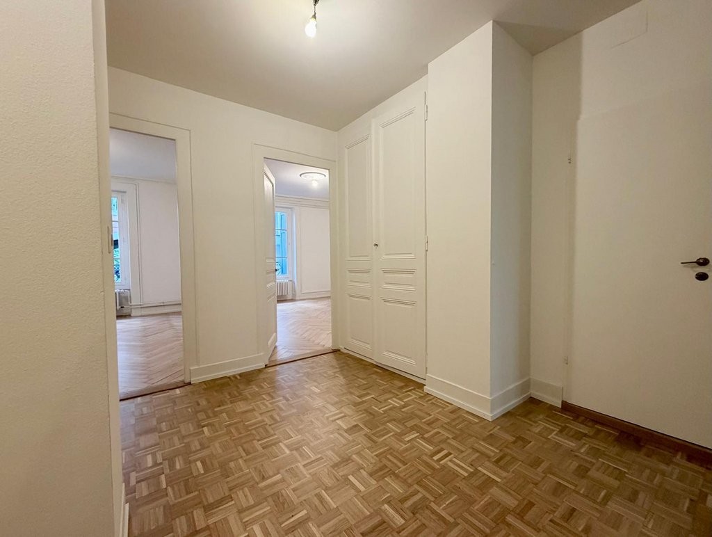 4 rooms apartment, photo 2 of 10