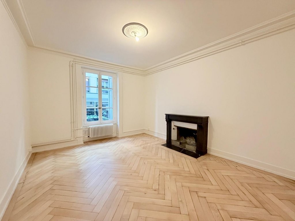 4 rooms apartment, photo 3 of 10