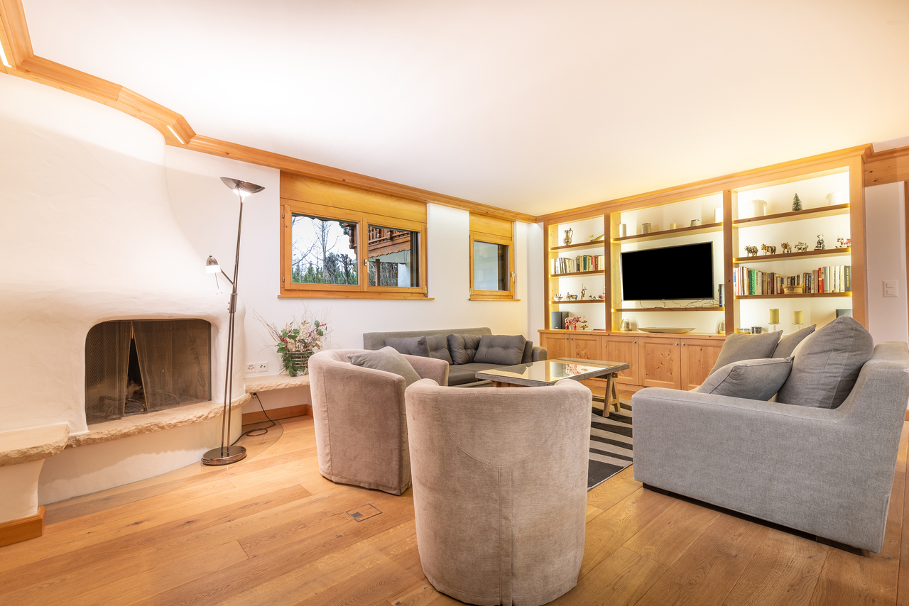 6 rooms apartment