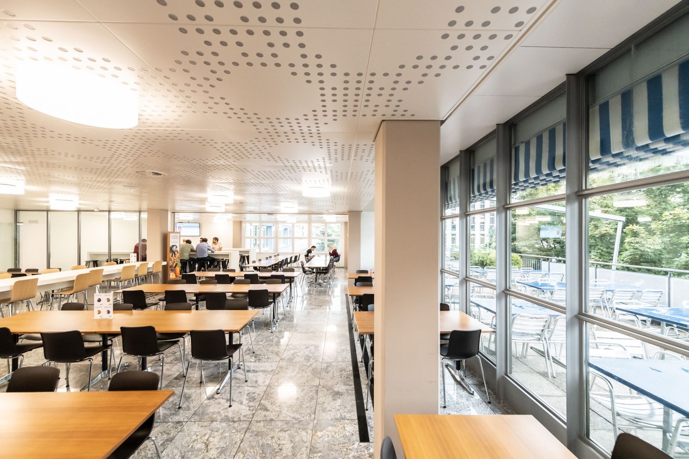 12000m² ufficio