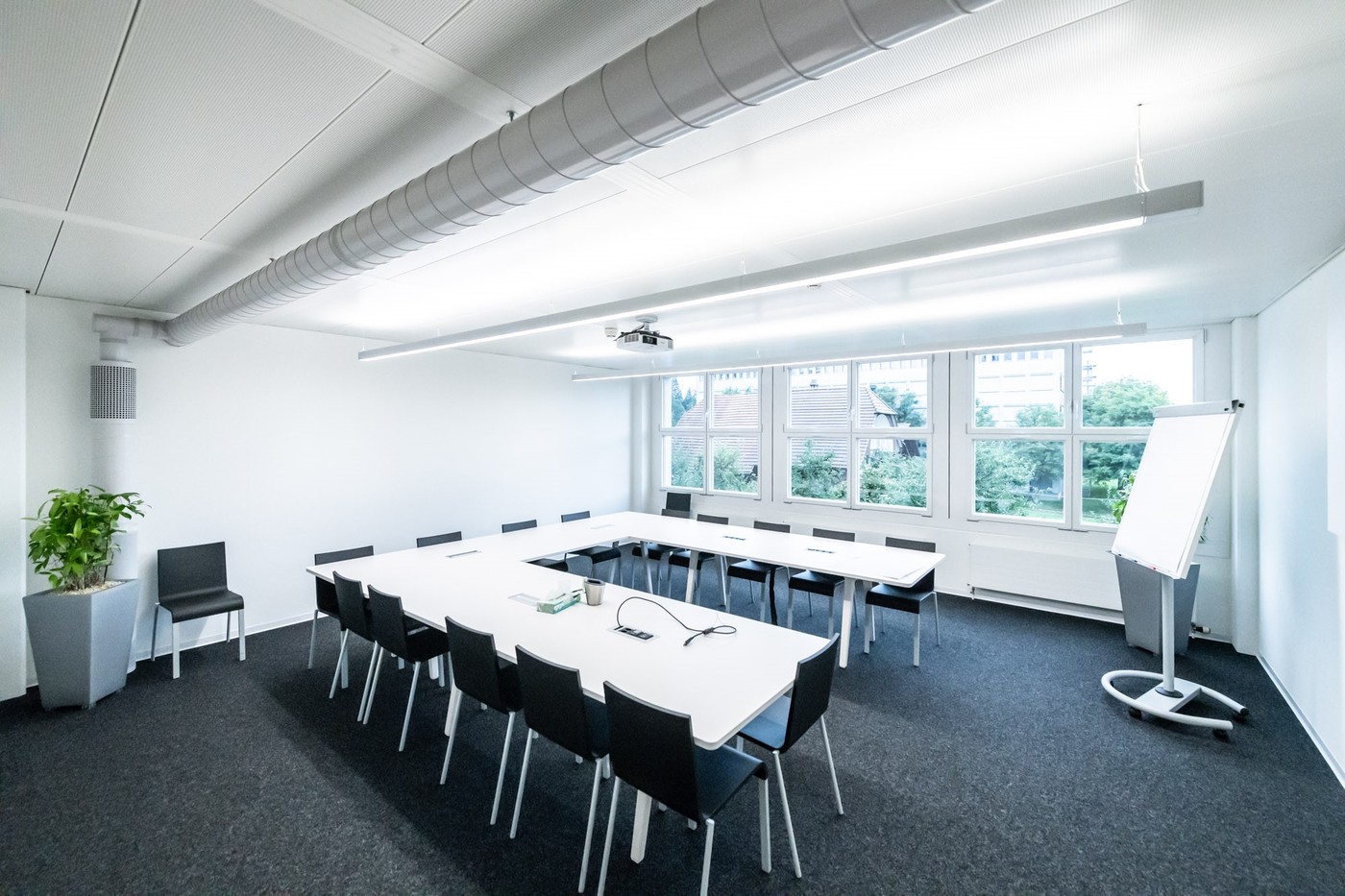 12000m² ufficio