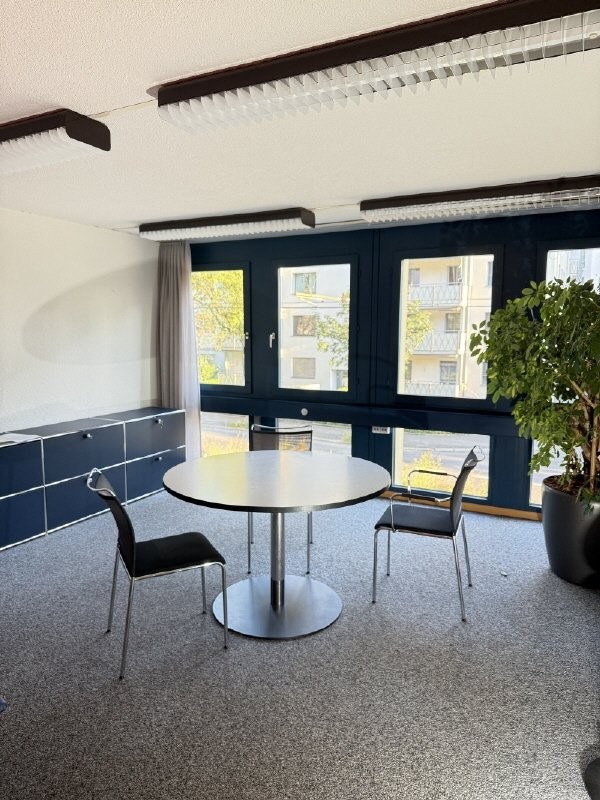 160m² office, photo 2 of 10