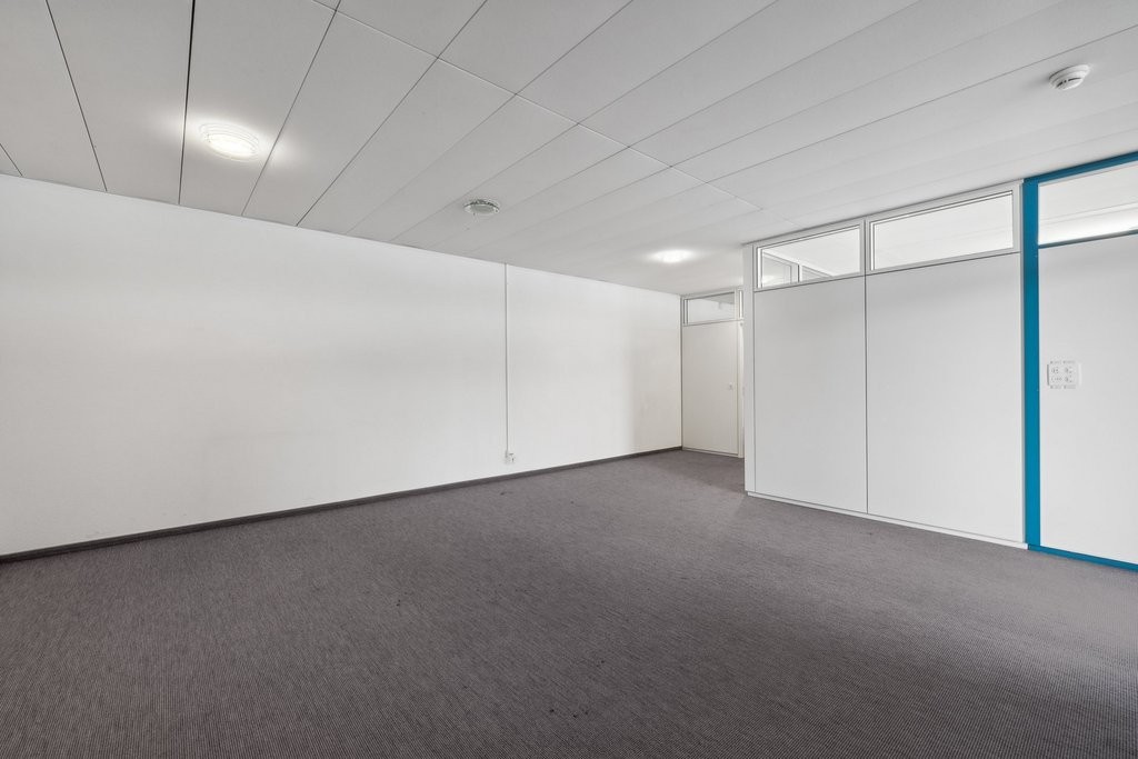 581m² commercial