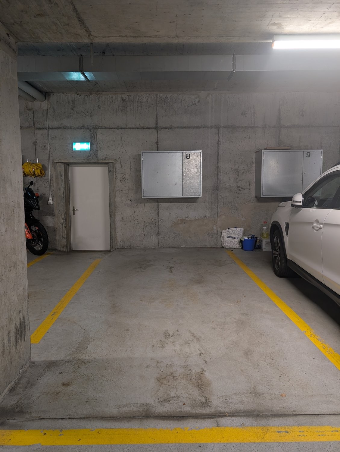 Underground slot, photo 2 of 2