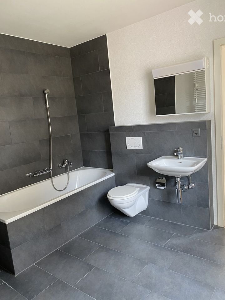 Appartamento di 6 locali, foto 3 di 5