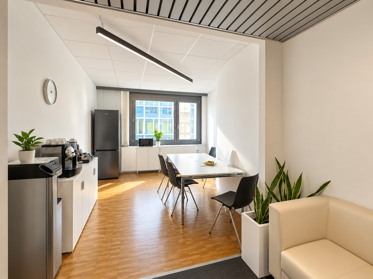 Office, photo 7 of 9