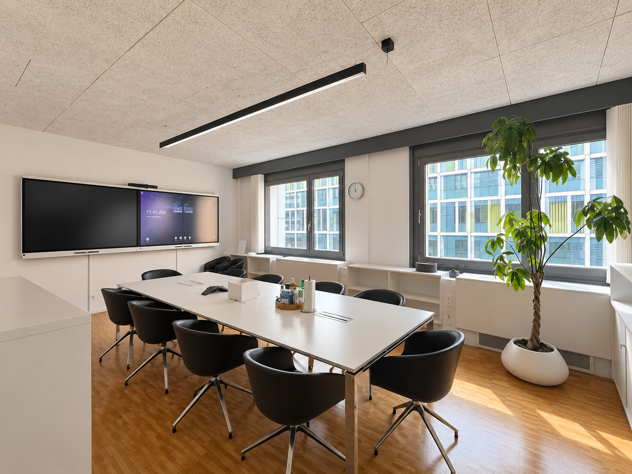 Office, photo 1 of 9