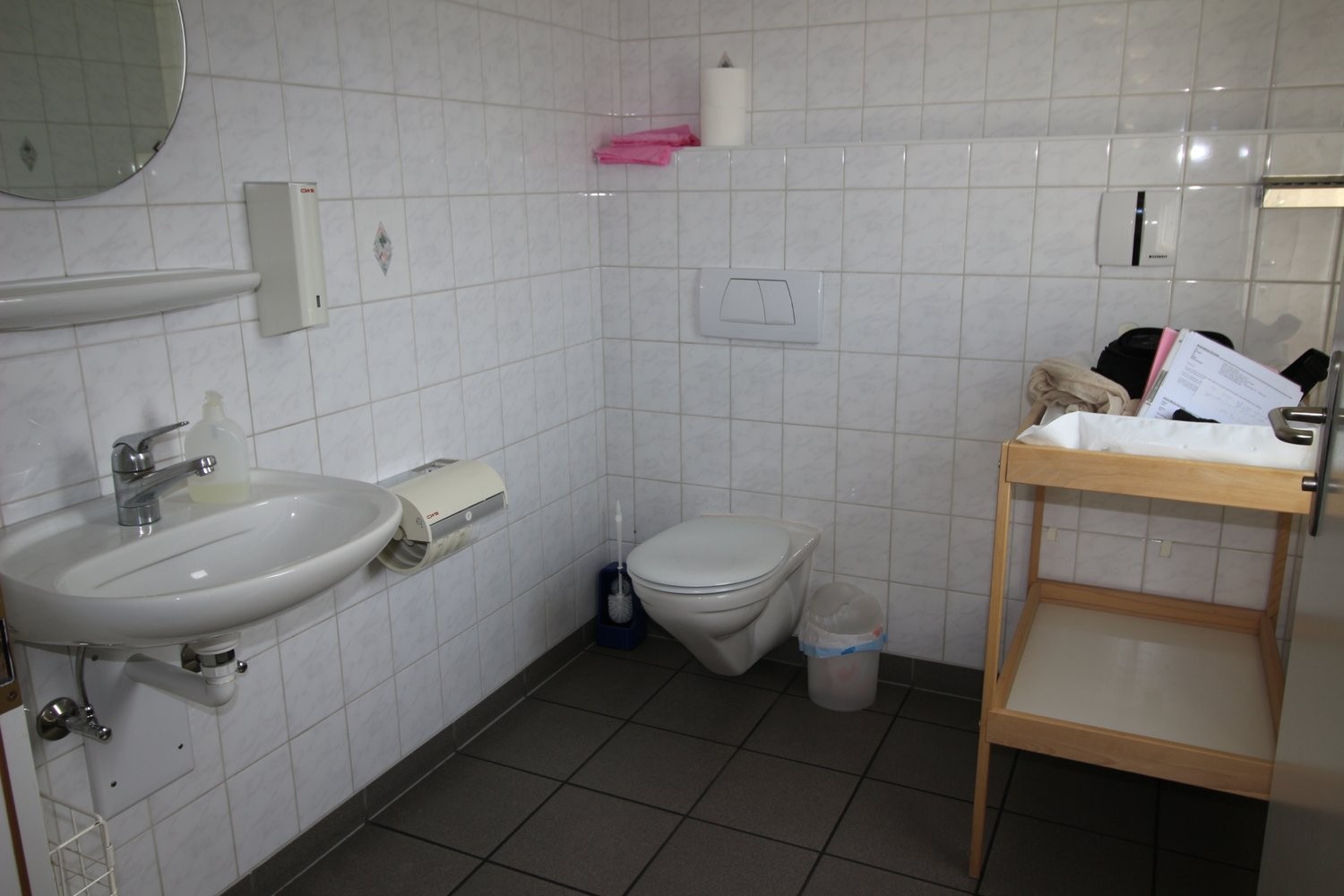 110m² shop, photo 3 of 6