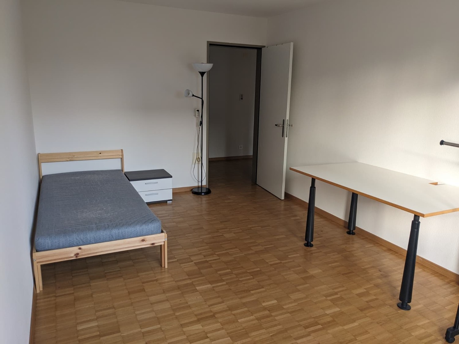 Room in a shared flat, photo 2 of 6