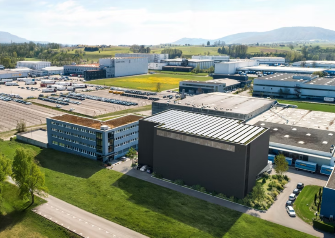 7200m² commercial, photo 2 of 3