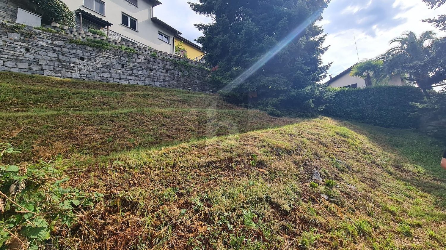 364m² building land, photo 4 of 4