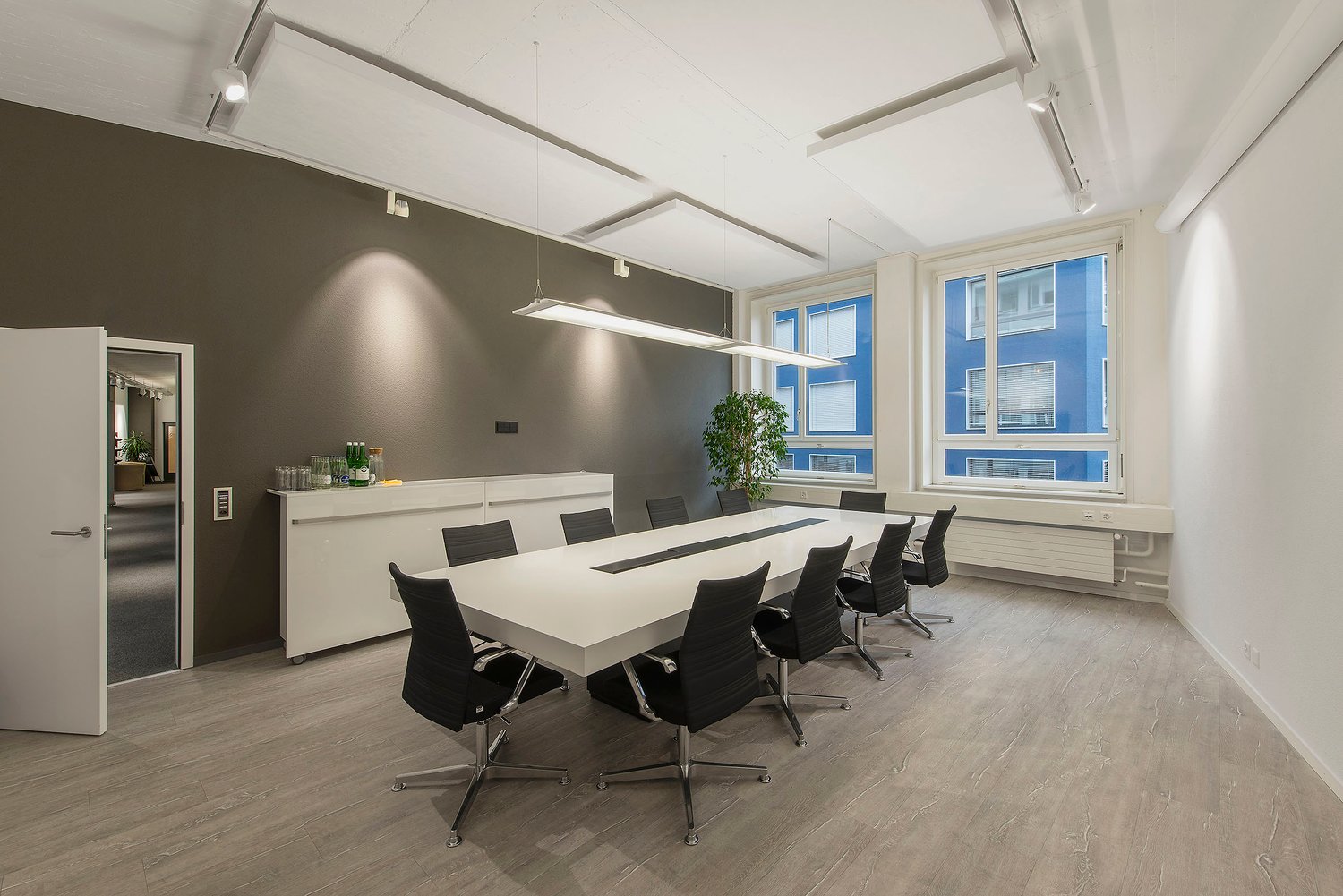 495m² office, photo 7 of 10