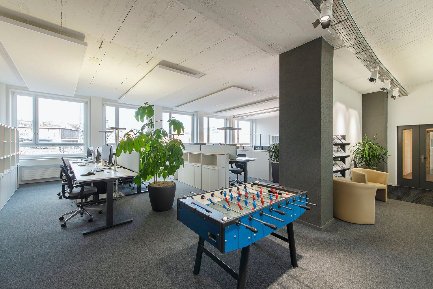 495m² office, photo 3 of 10