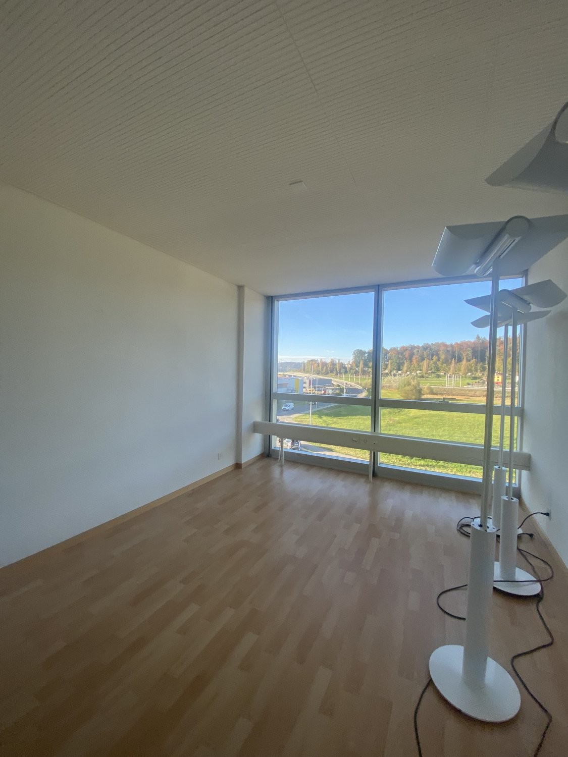 152m² office