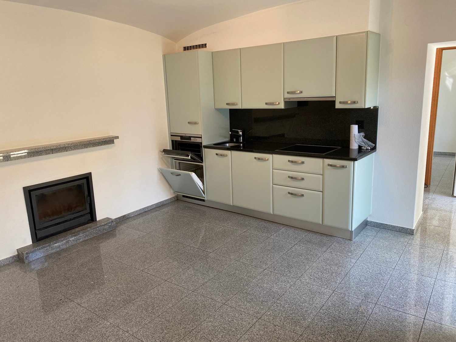 2 ½ Zimmer Wohnung, Foto 3 von 6