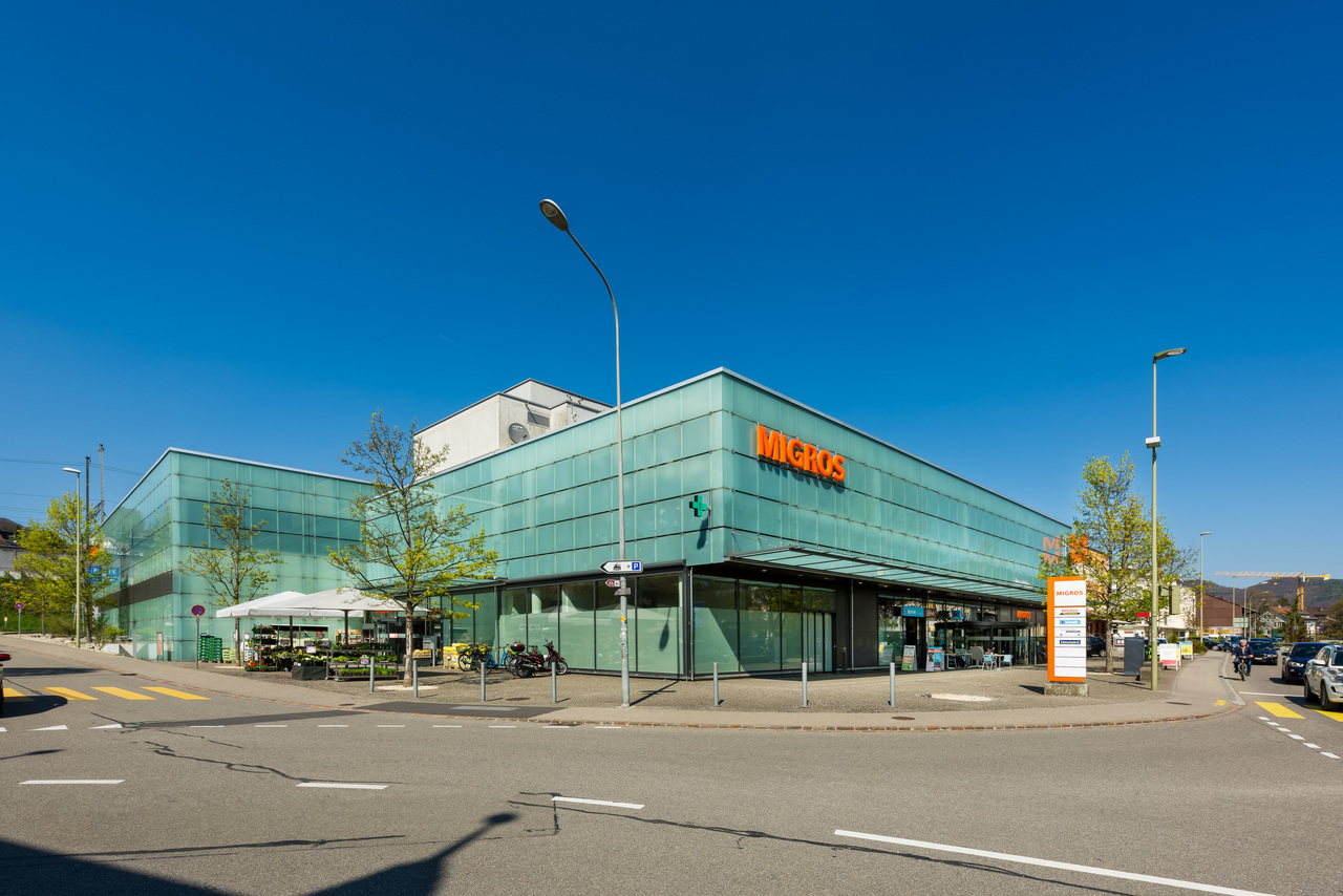 125m² shop, photo 2 of 8