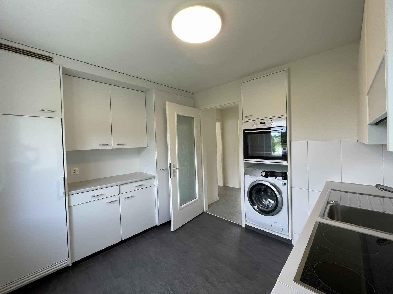 4 rooms apartment, photo 4 of 10