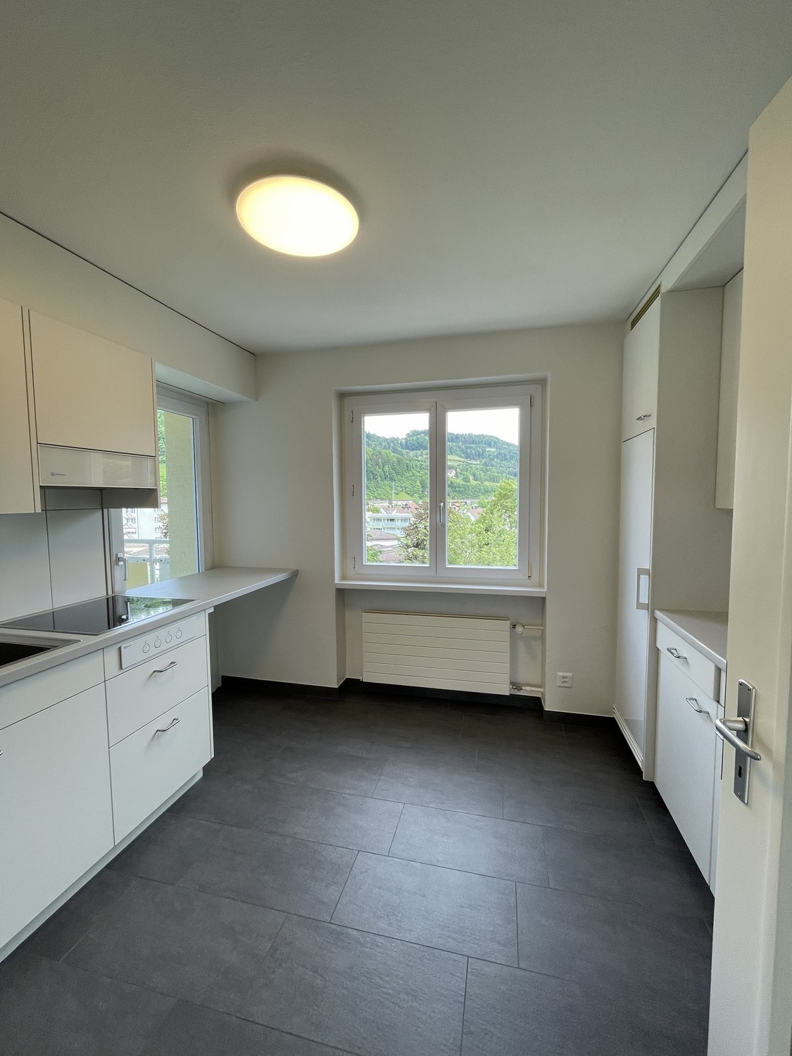 4 rooms apartment, photo 5 of 10