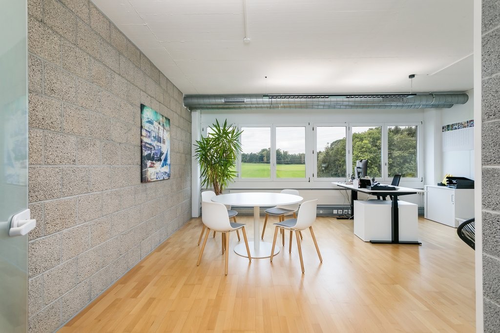 420m² office