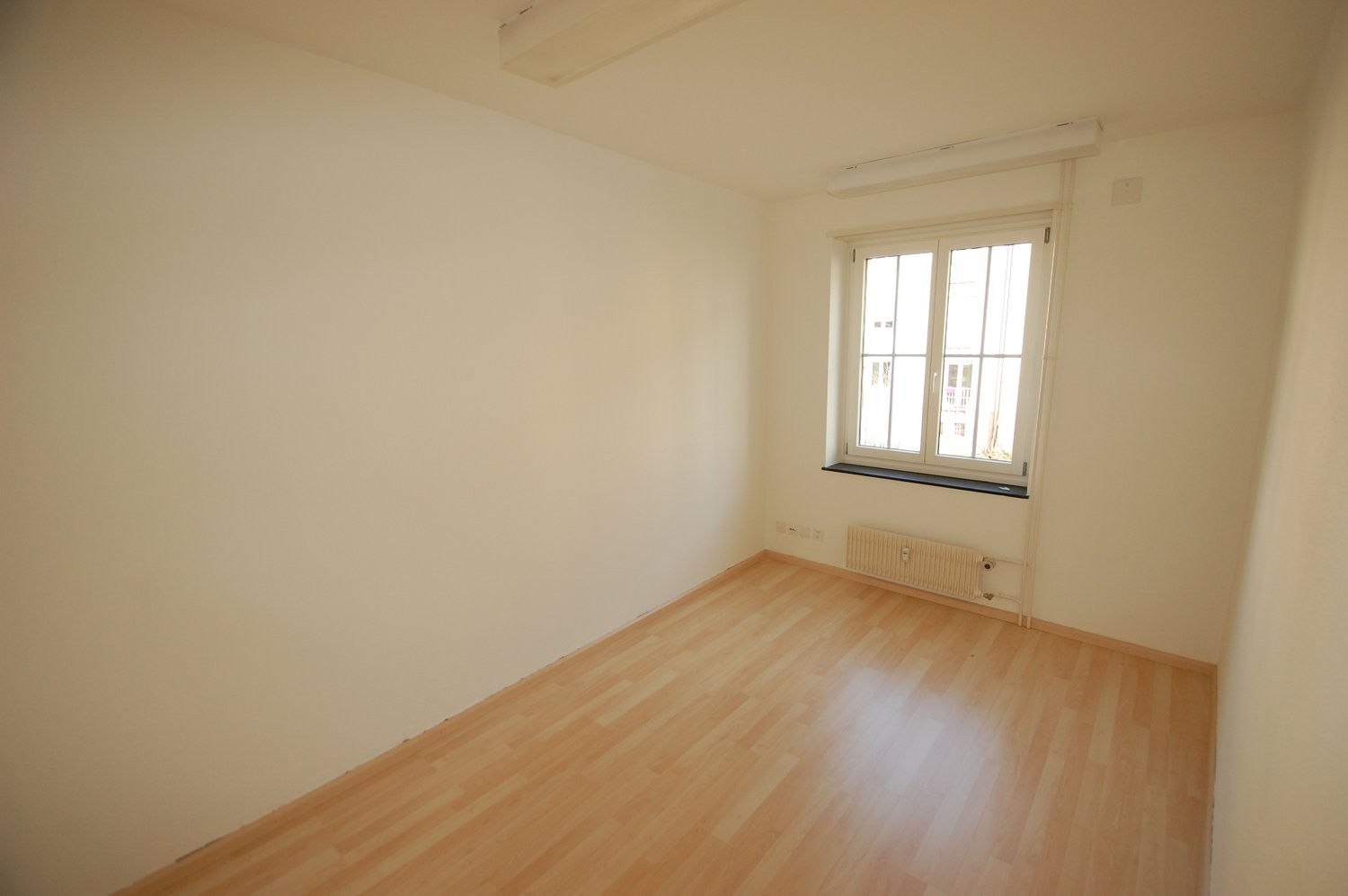 Office, photo 6 of 7