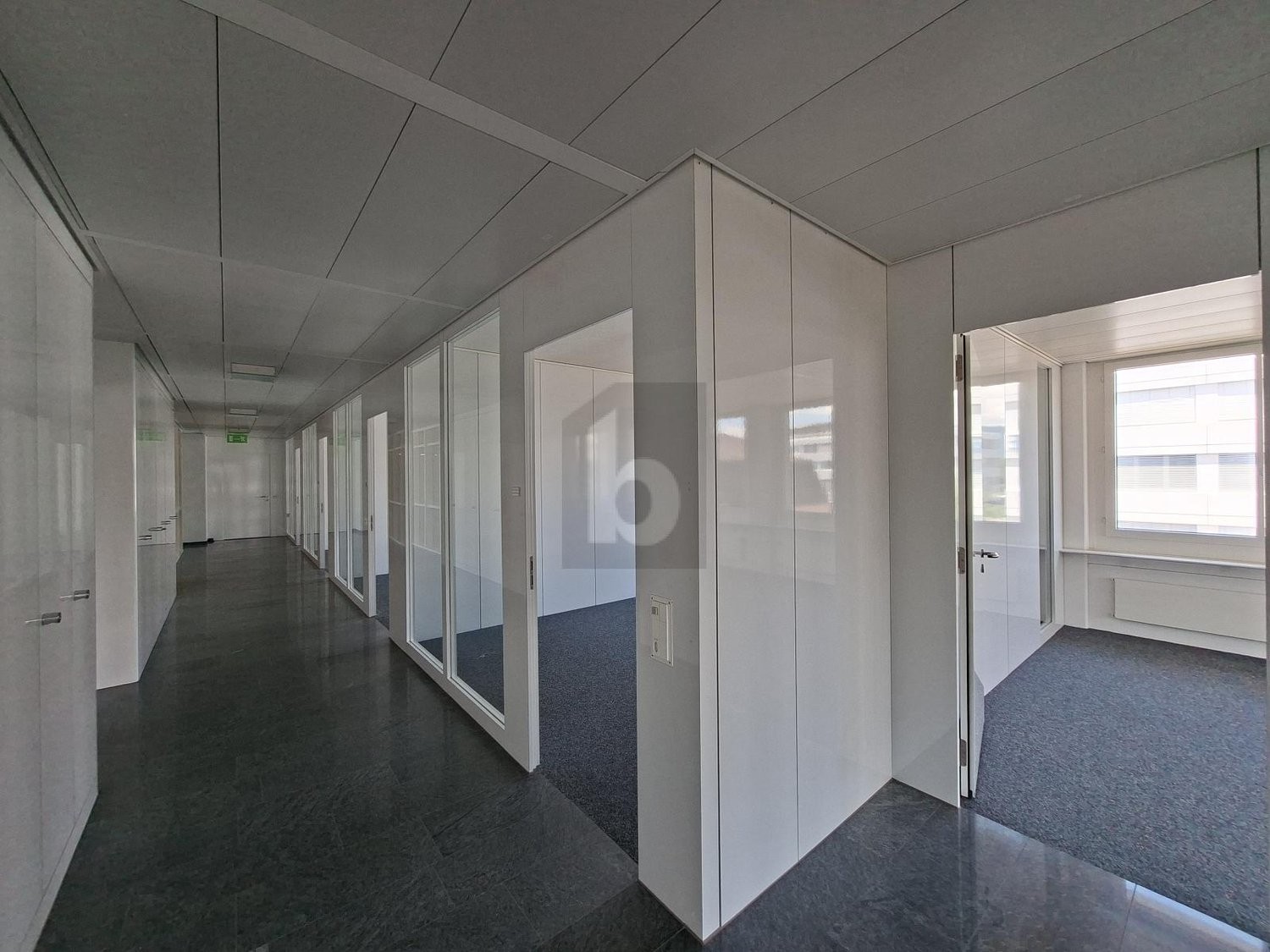 75m² office, photo 2 of 4