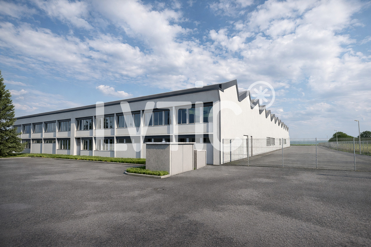 1475m² atelier, photo 3 of 5