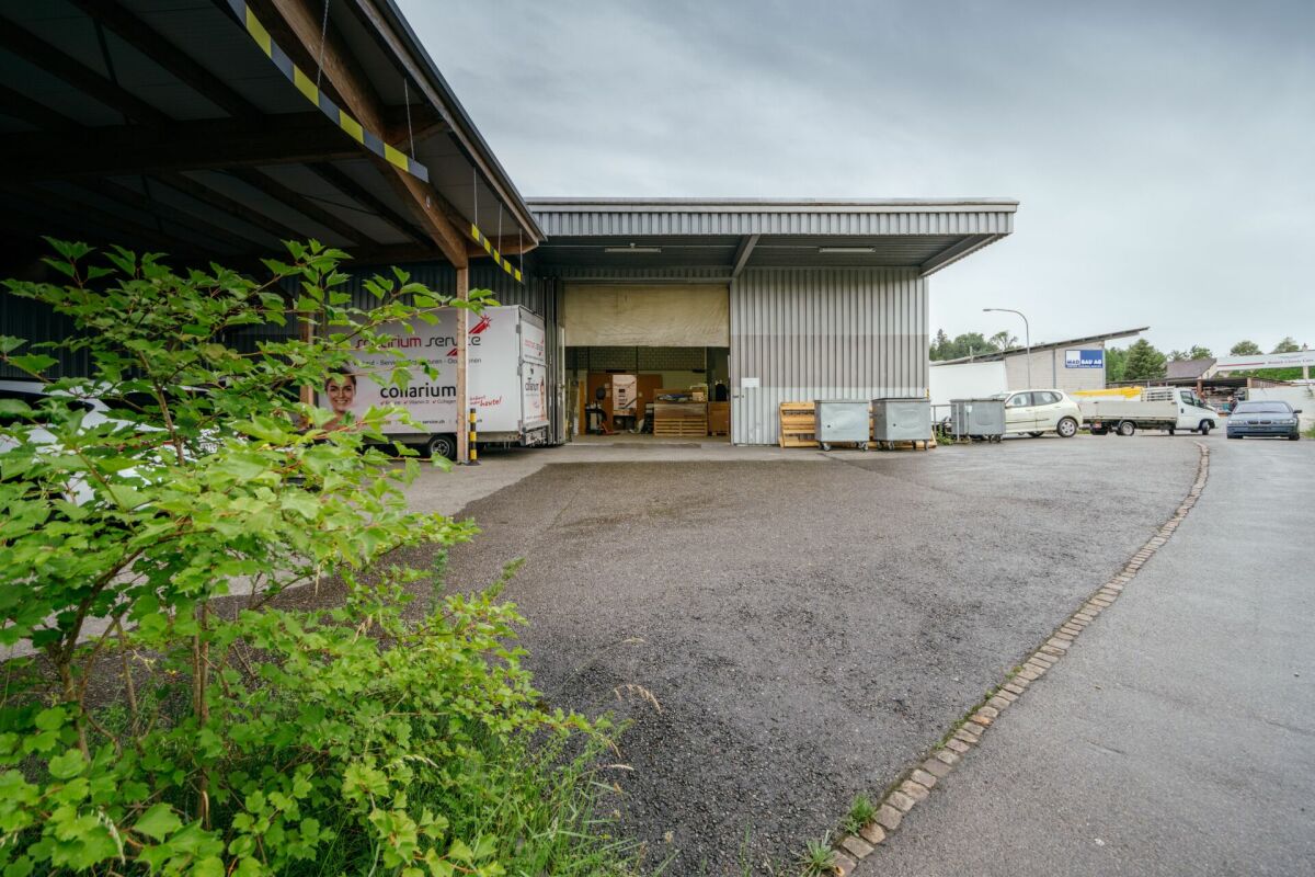 915m² factory, photo 10 of 10