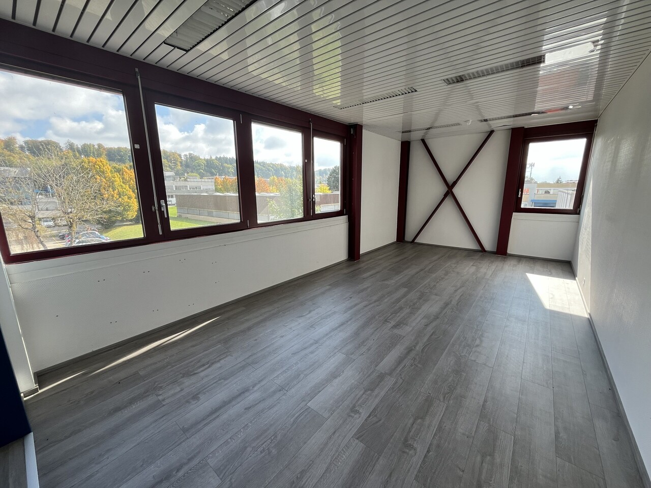 265m² office