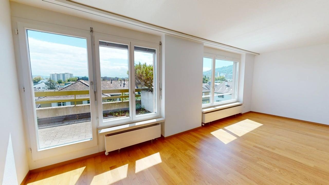 4 rooms apartment, photo 2 of 10