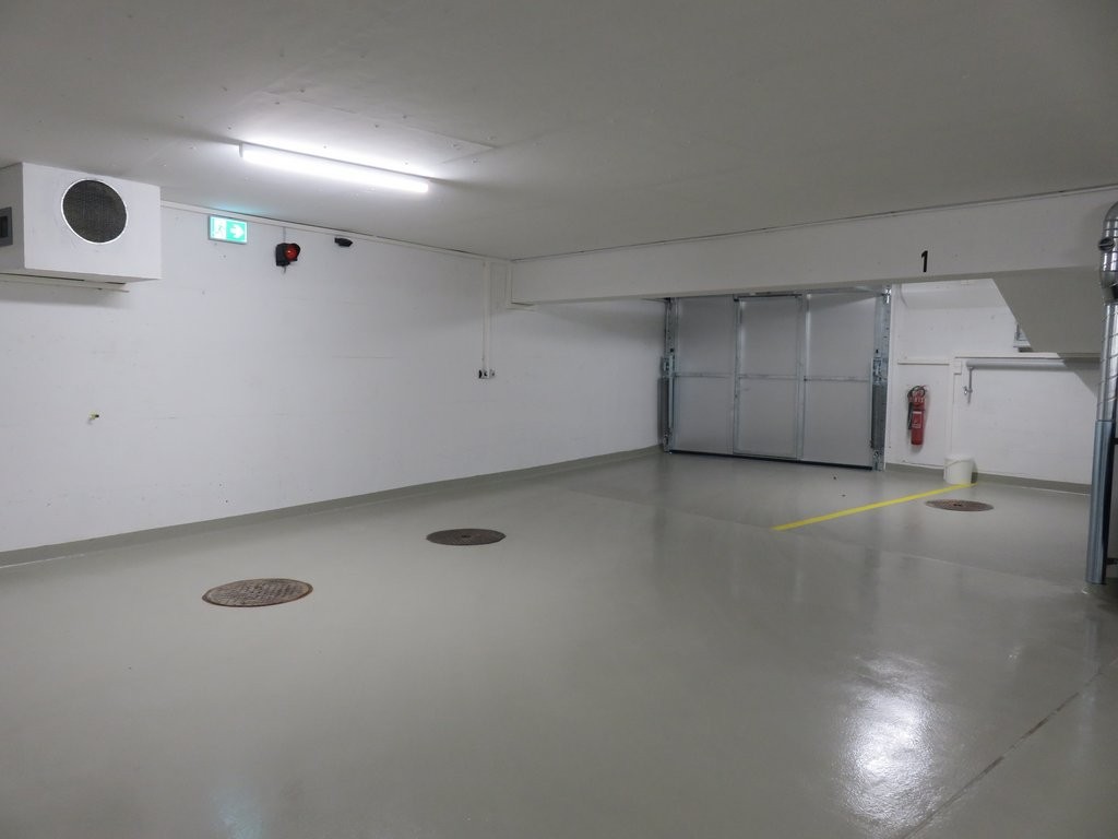 Parcheggio per biciclette coperto, foto 4 di 5