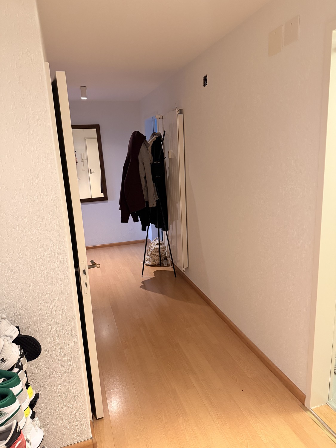 3 rooms apartment, photo 1 of 10