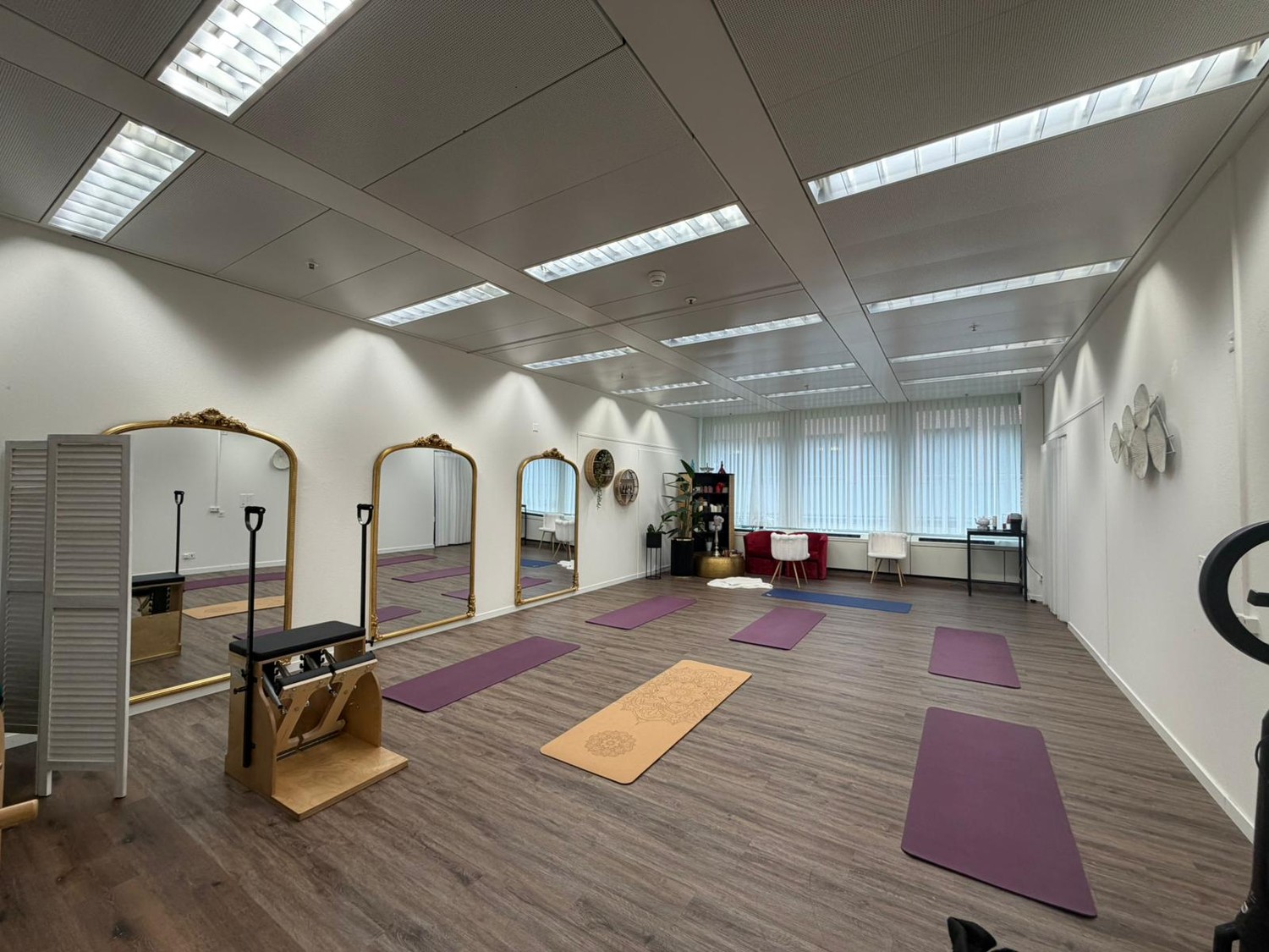 60m² commercial, photo 2 of 2