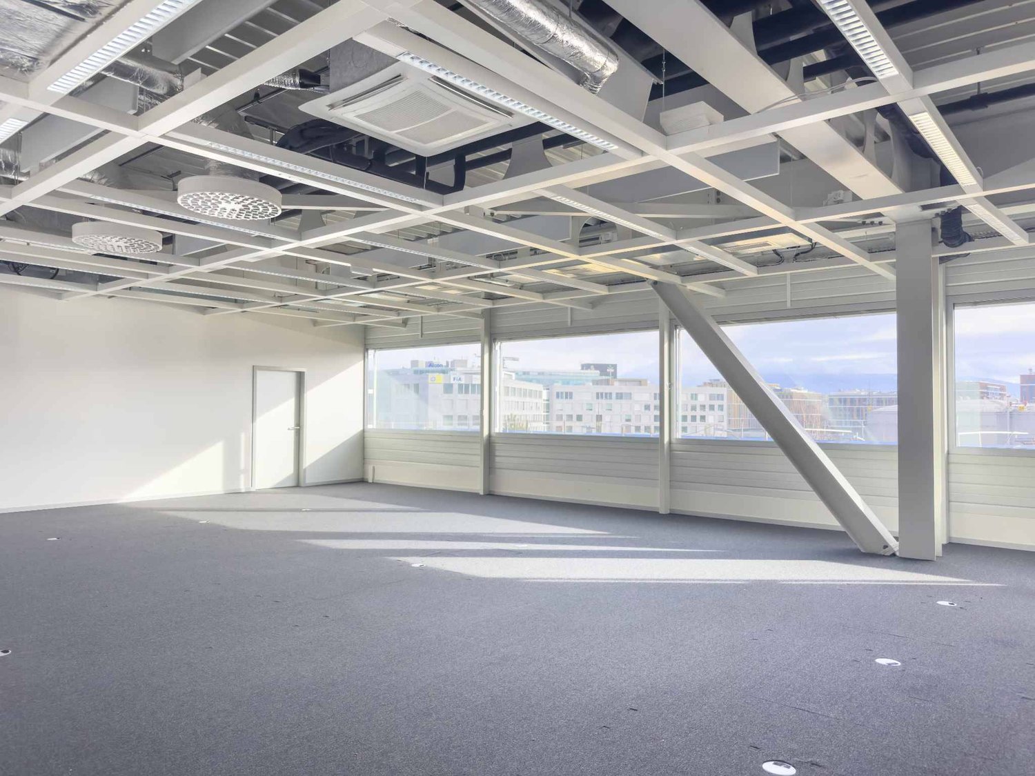 5000m² commercial, photo 5 of 9