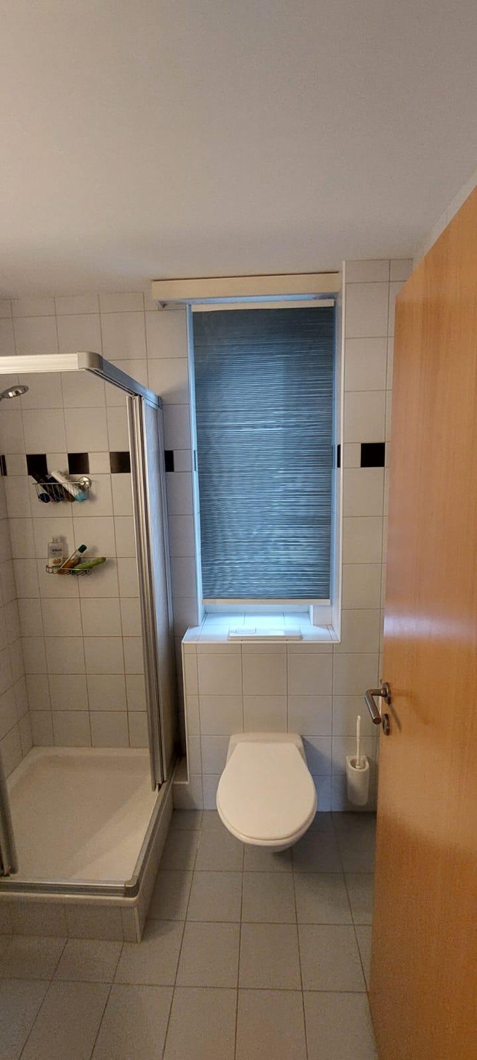 Stanza in un appartamento condiviso, foto 7 di 8