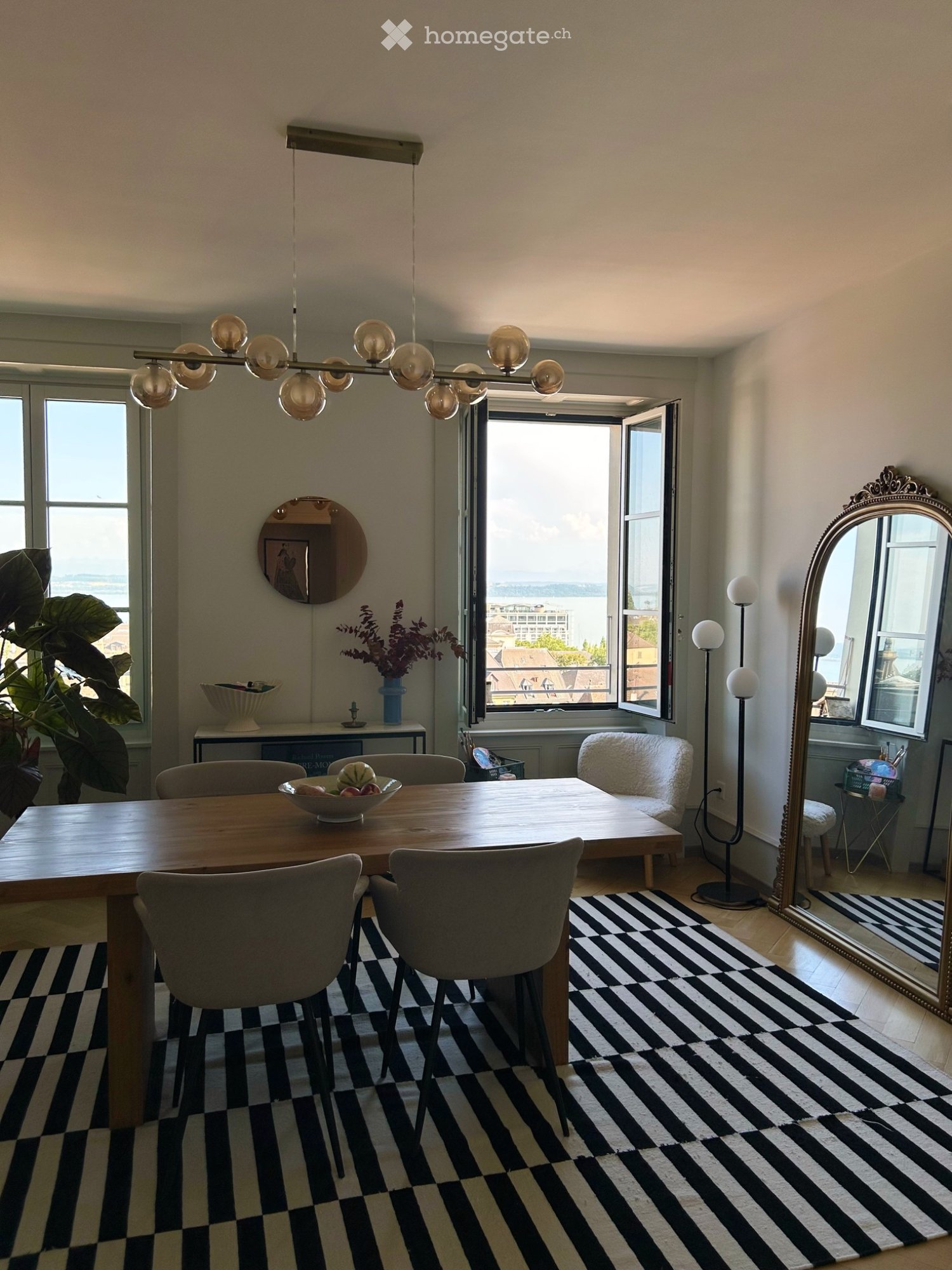 5 rooms apartment, photo 2 of 5