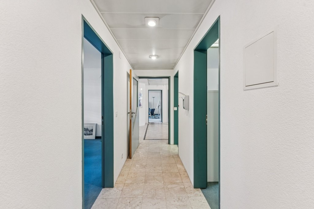 140m² office, photo 8 of 10