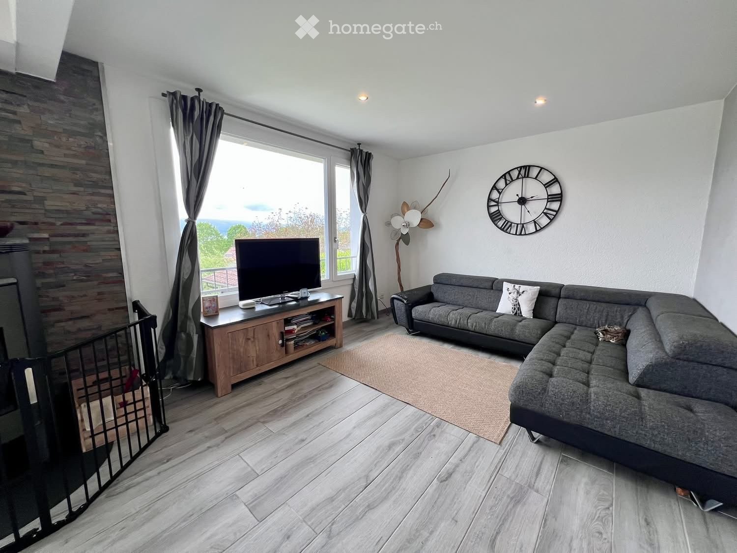 5 rooms single house