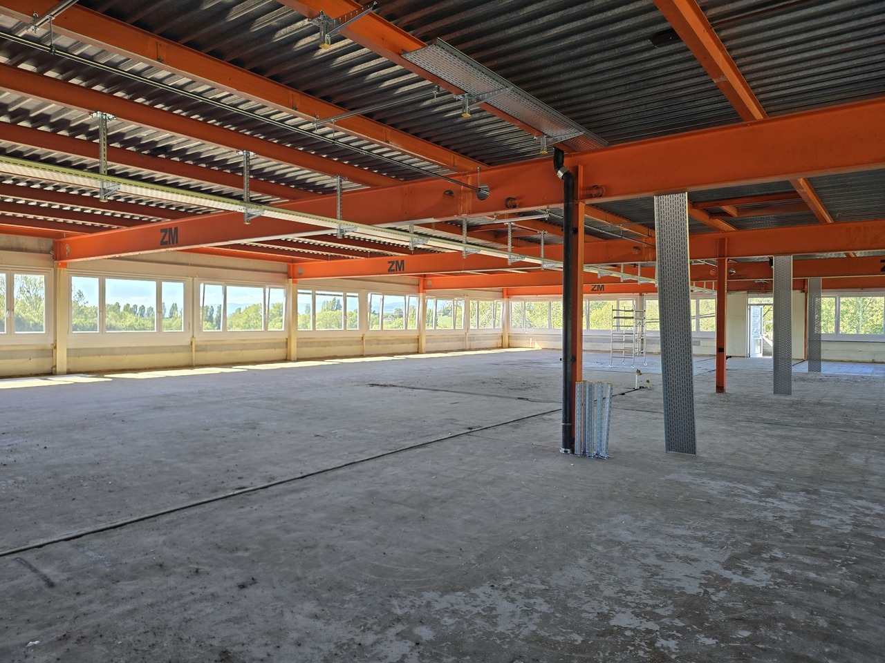 100m² workshop, photo 2 of 10