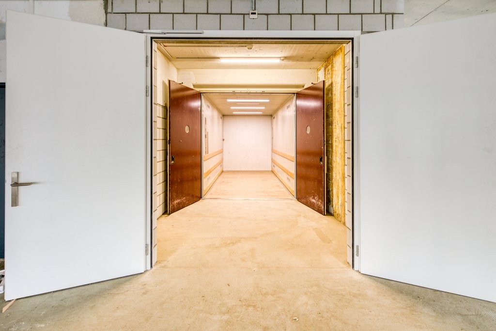318m² office, photo 6 of 8