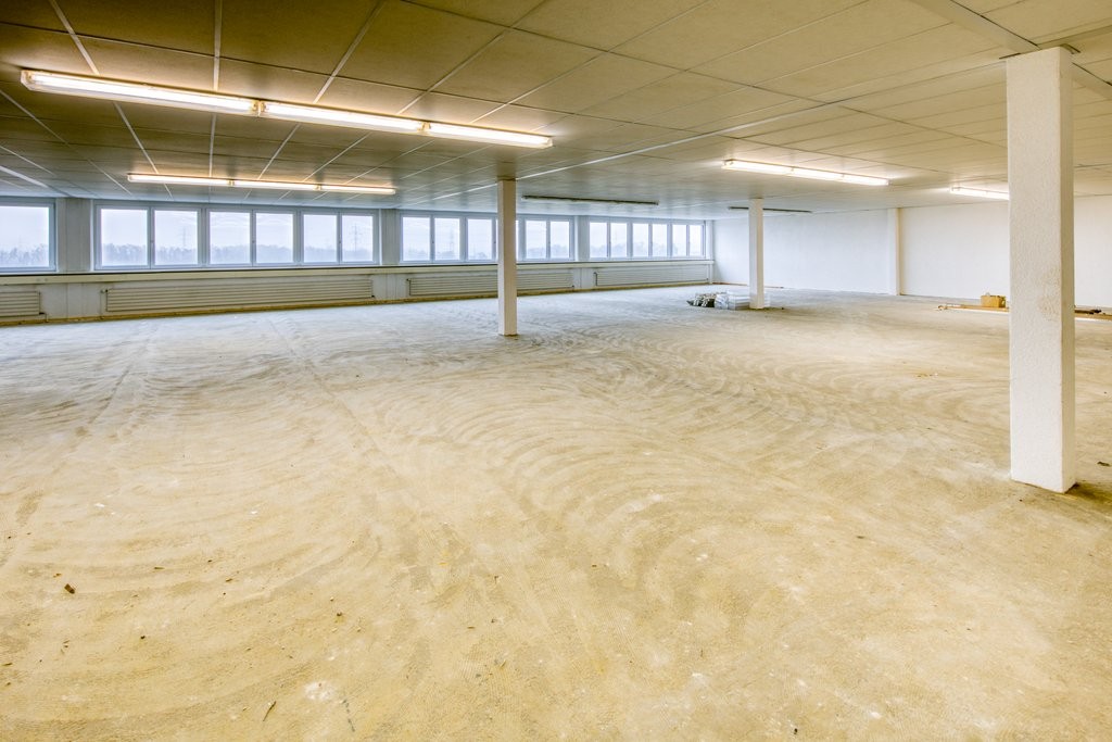 318m² office, photo 4 of 8