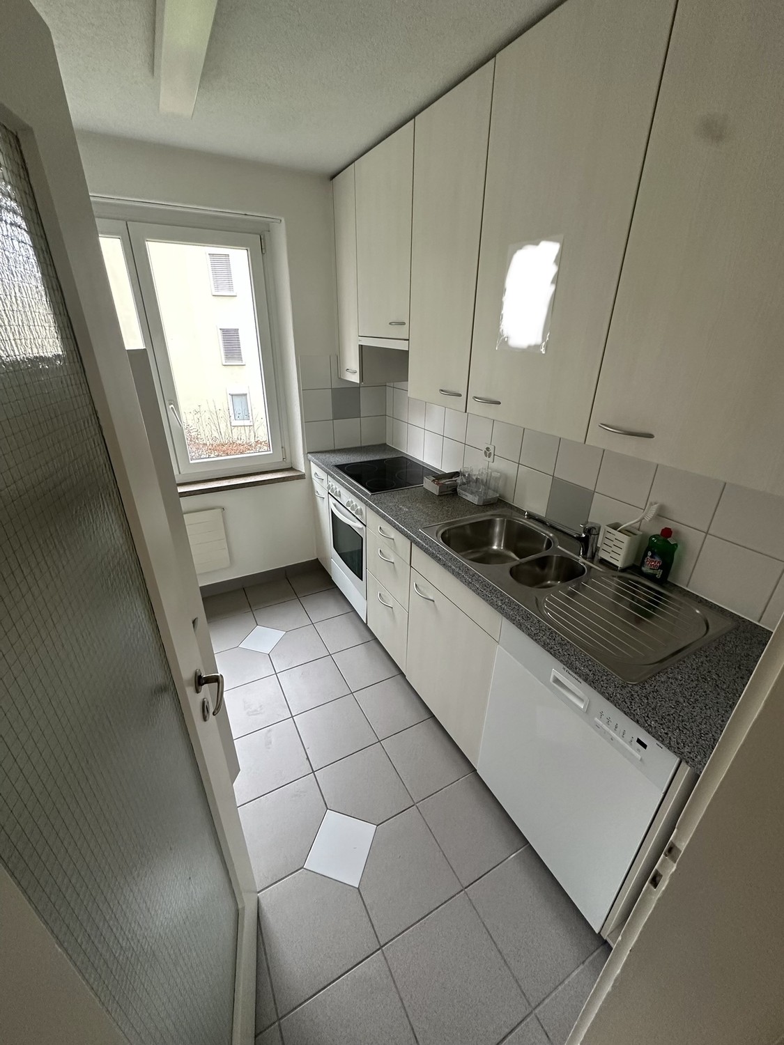 Room in a shared flat, photo 4 sur 5