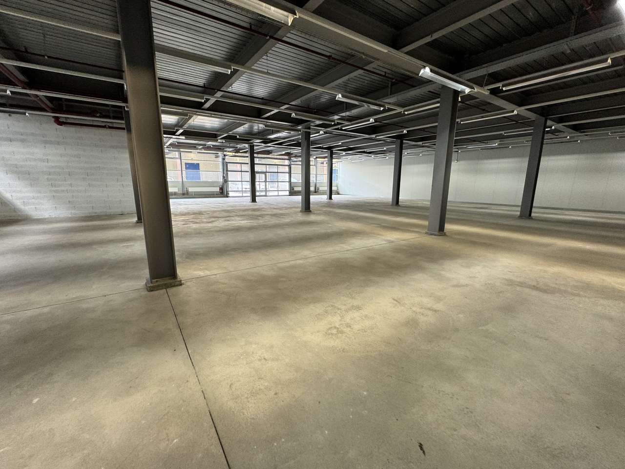 507m² atelier, photo 4 of 7