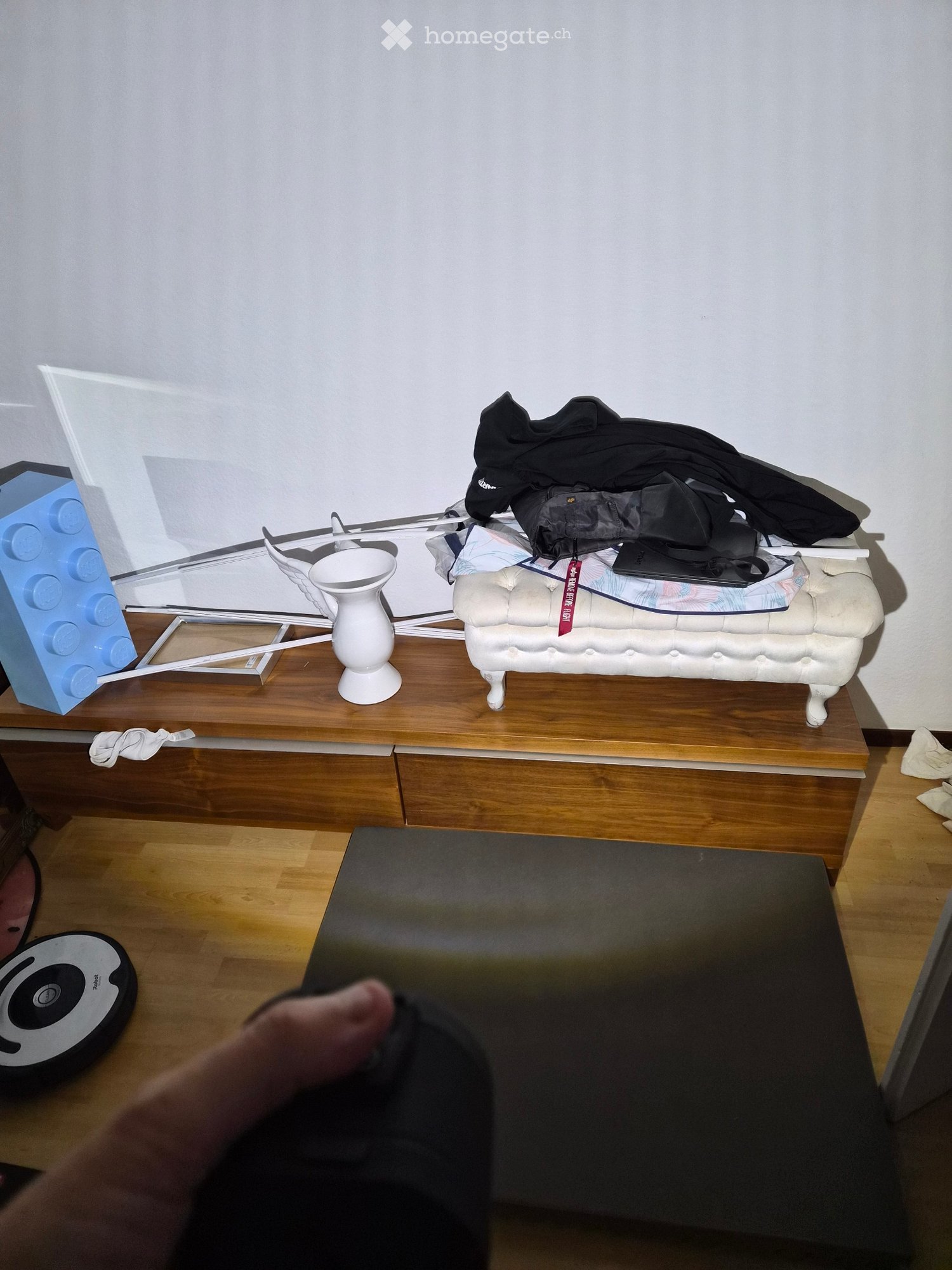 1 room single room