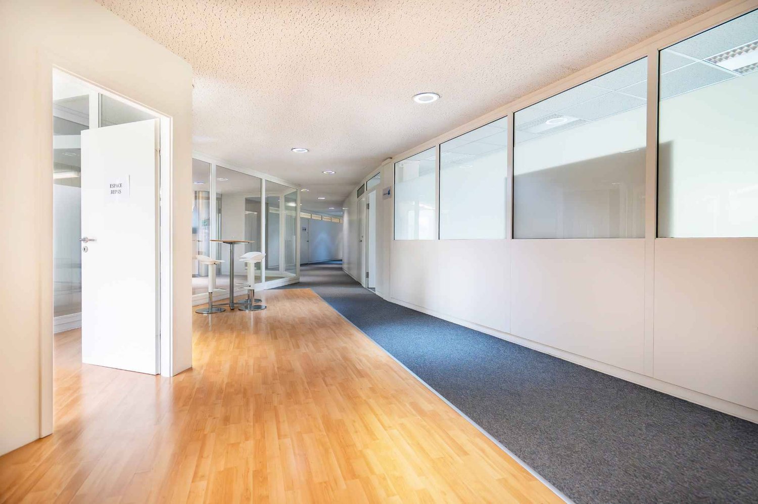 13m² office, photo 4 of 9